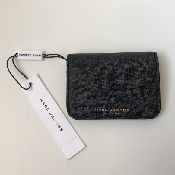 Marc Jacobs Handbags - Marc Jacobs Folded Card Case